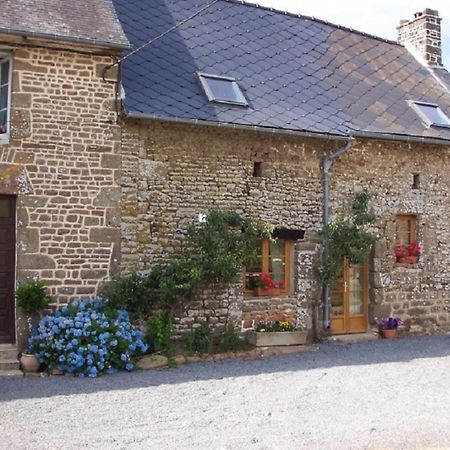 Beautiful 3-Bed Cottage In Passais-Villages Saint-Siméon 외부 사진